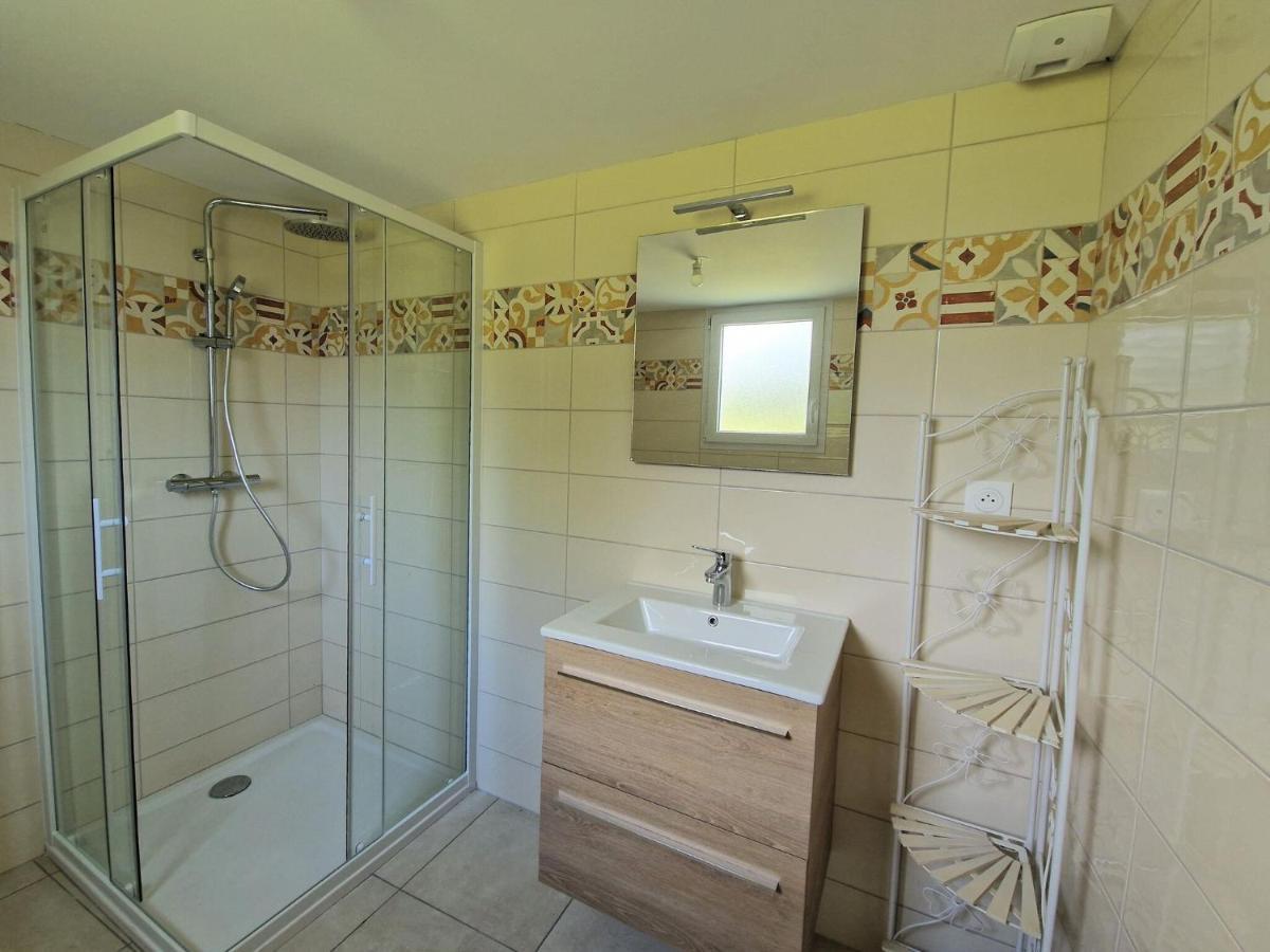 Holiday Home In The Countryside Near The Beach Guerlesquin Extérieur photo